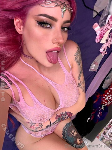 Merisiel Irum nude photo 14