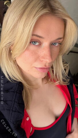 Merleperle Sexy (2 photos)