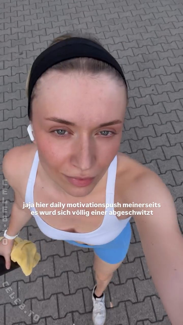 Merleperle nude photo 2