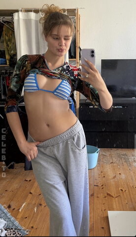Merret Sophia – Bikini picture from the story 14.08.26