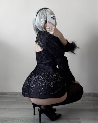 Mersweb nude photo 1