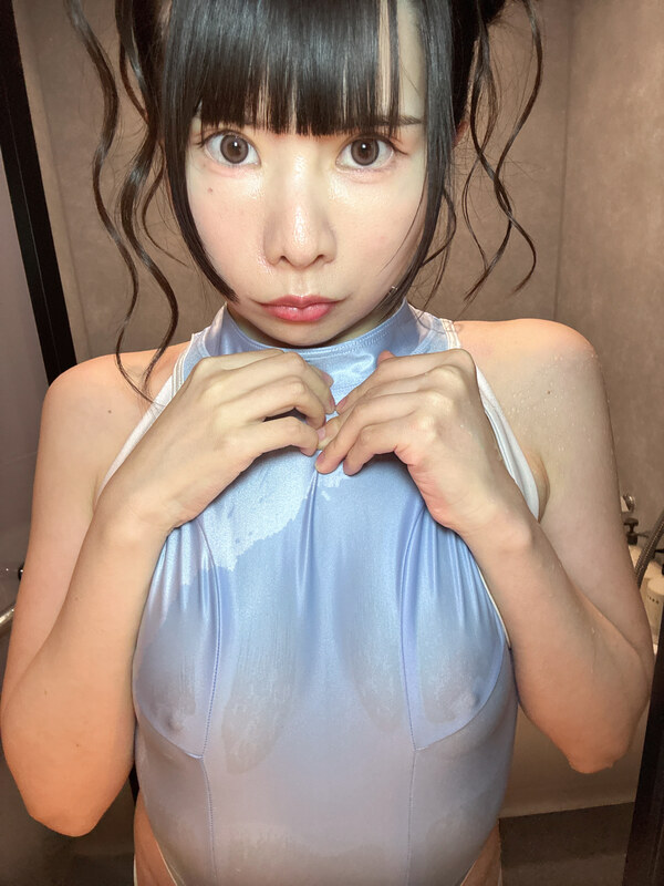 Meru nude photo 32