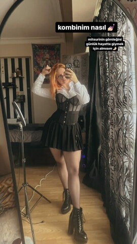 meruswann nude photo 11