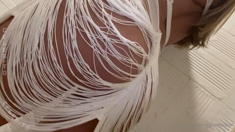 Merve Taskin nude photo 44