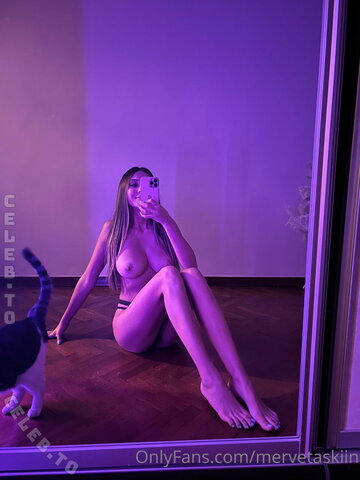 Merve Taskin nude photo 51