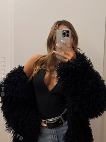 Merve Özkan nude photo 83