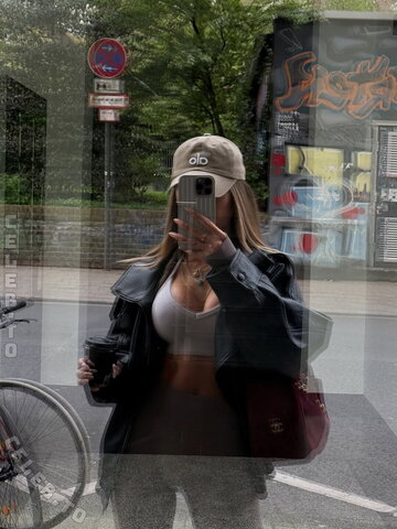 Merve Özkan photo 6