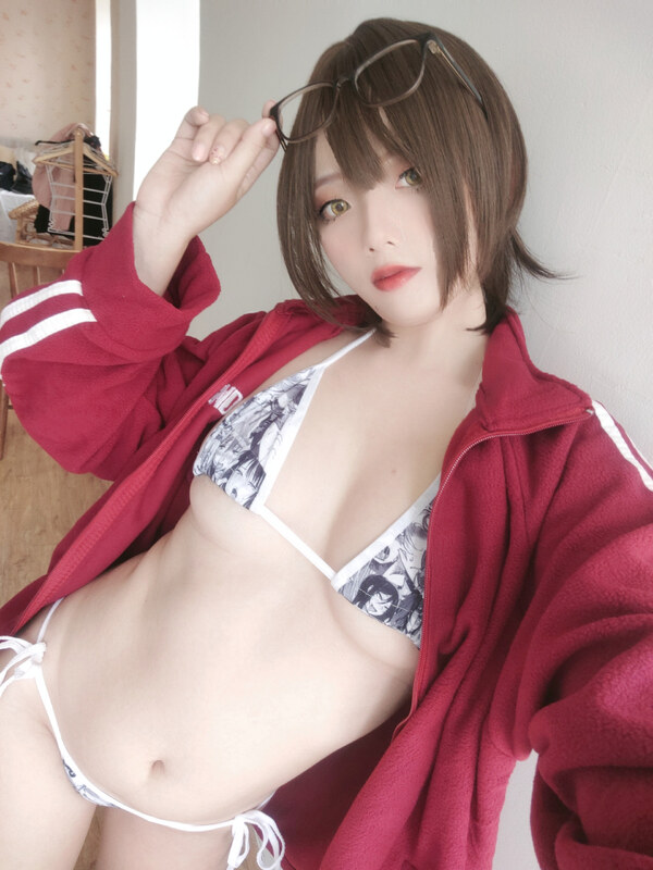 Messie Huang nude photo 25