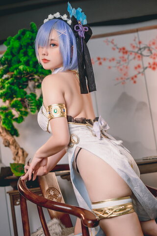 Messie Huang nude photo 156