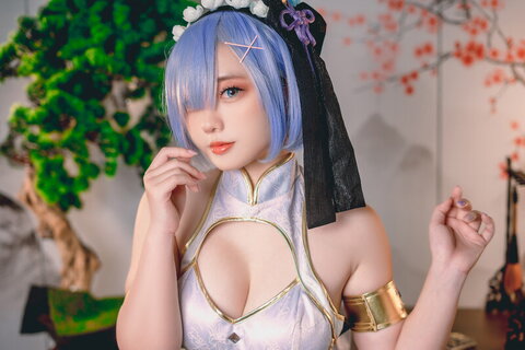 Messie Huang nude photo 151