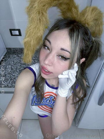 Mewslut nude photo 57