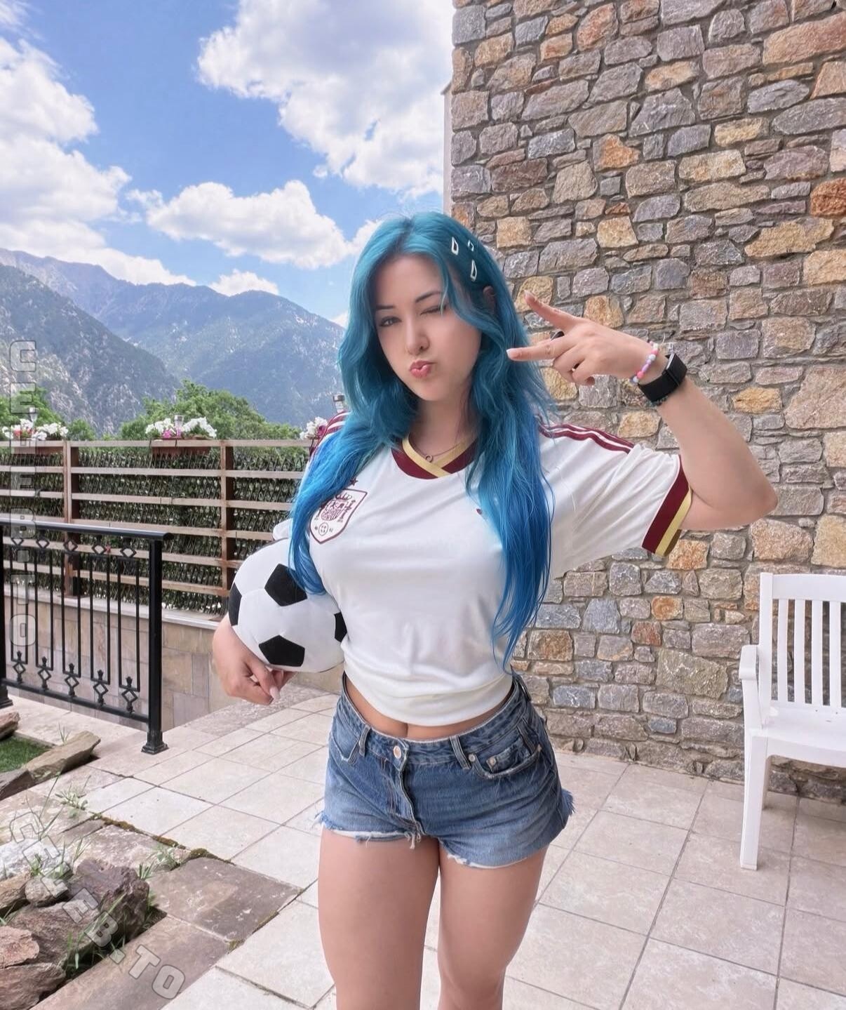 Mhere_mer nude photo 3