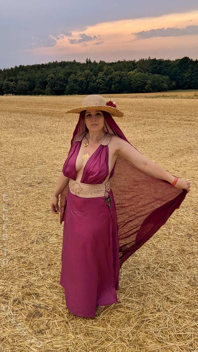 Mháire Stritter nude photo 4