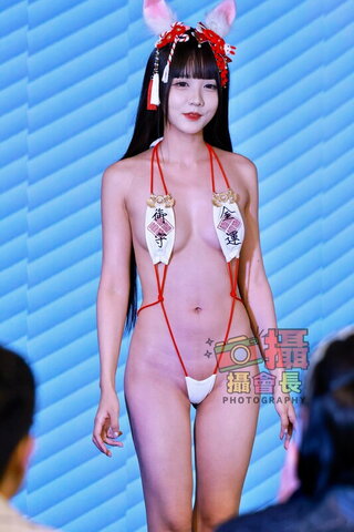 mi_77_20 nude photo 18