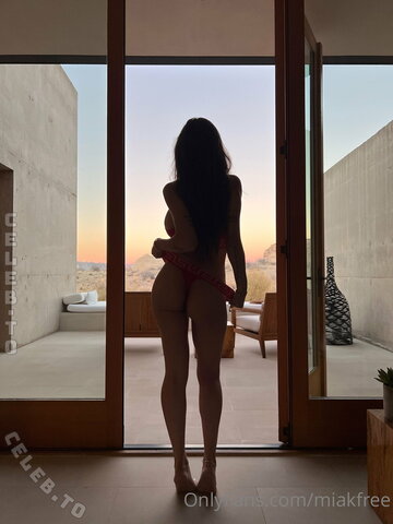 Mia Khalifa nude photo 114