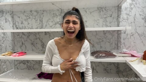 Mia Khalifa nude photo 12