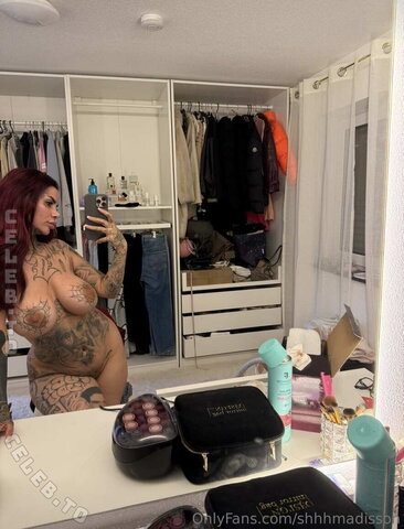 Mia Madisson nude photo 6