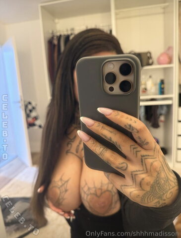 Mia Madisson nude photo 4