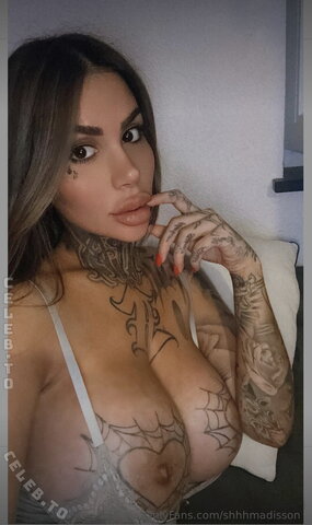 Mia Madisson nude photo 2