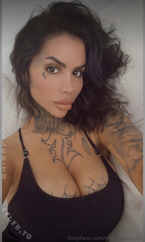 Mia Madisson nude photo 1