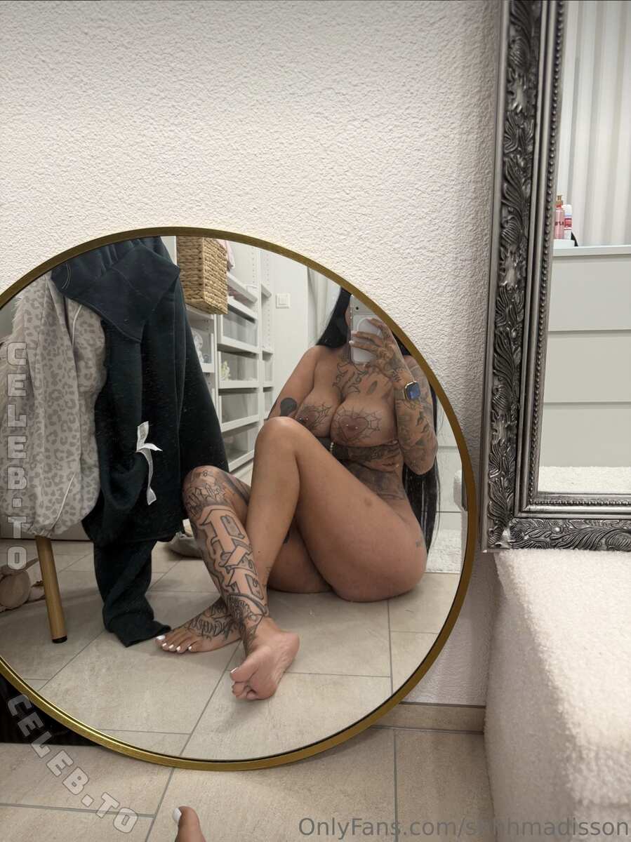 Mia Madisson nude photo 1
