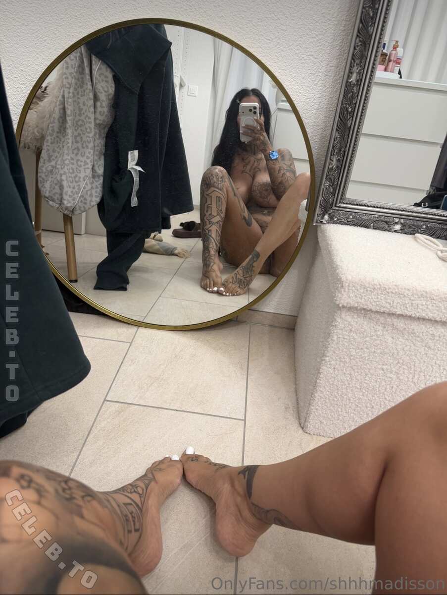 Mia Madisson nude photo 2