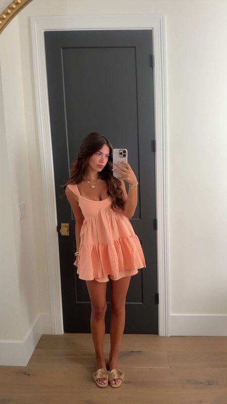 Mia Sweitzer nude photo 4