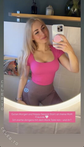 Miaumarmelade nude photo 6
