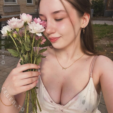 Miavienna nude photo 67