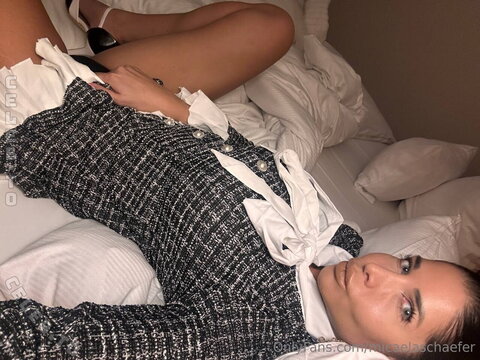 Micaela Schäfer nude photo 8