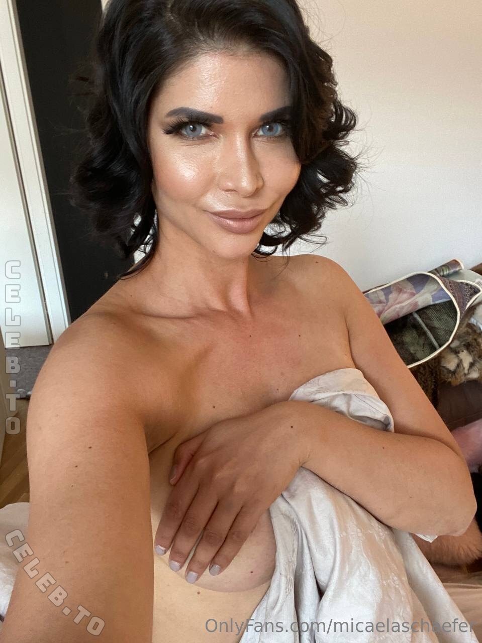 Micaela Schäfer nude photo 1