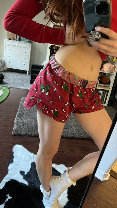 Michaela Jill Murphy nude photo 2