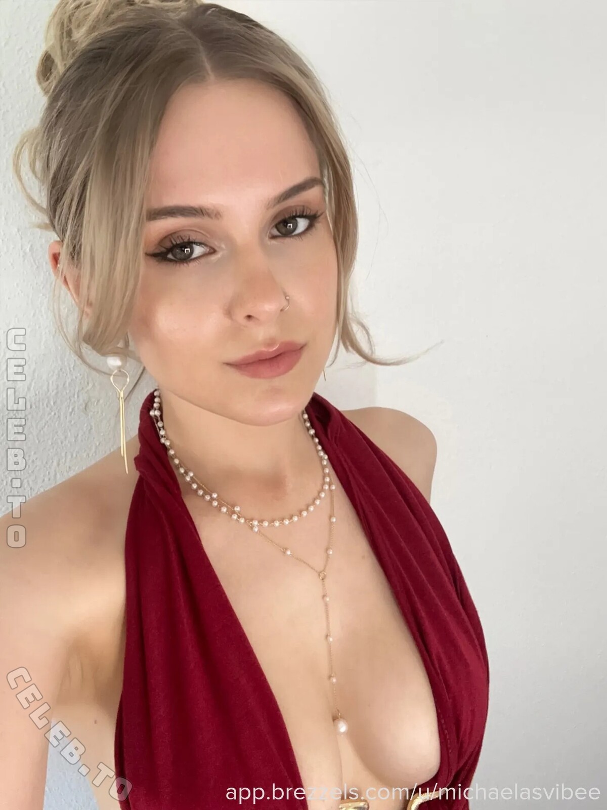 Michaela nude photo 9