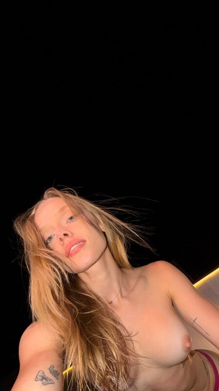 Michelle andrezza nude photo 12