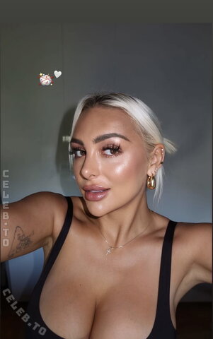 Michelle Daniaux Hot (1 photo)