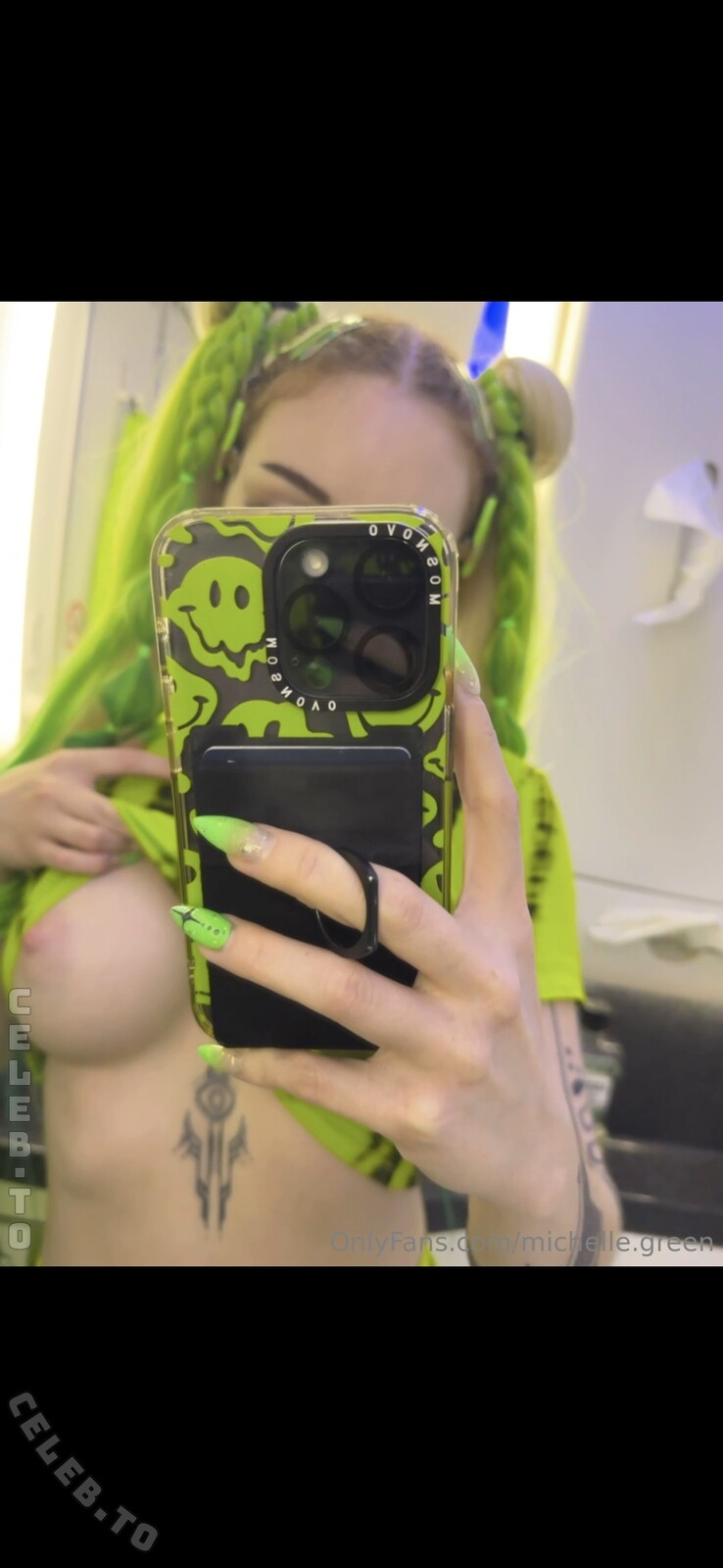Michelle Green nude photo 1