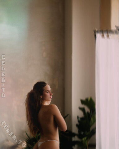Michelle Hartmann nude photo 63