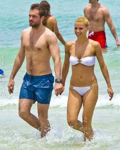 Michelle Hunziker nude photo 367