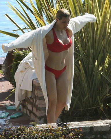 Michelle Hunziker nude photo 391