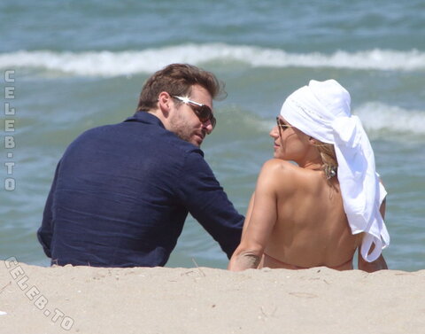 Michelle Hunziker nude photo 504