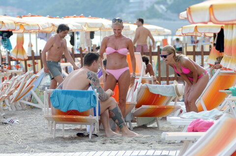 Michelle Hunziker nude