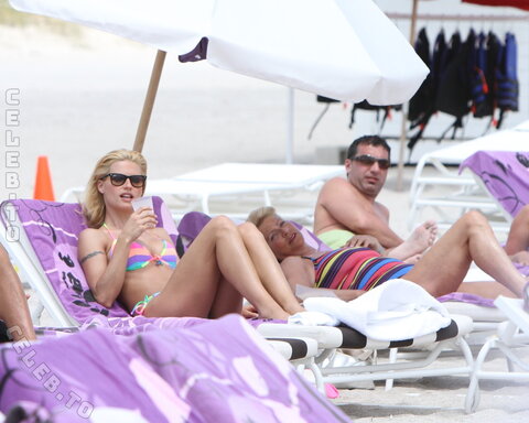 Michelle Hunziker nude photo 655