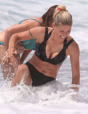 Michelle Hunziker nude