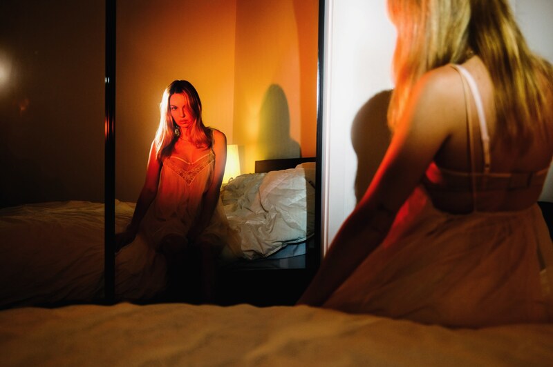 Michelle Mylett nude photo 6
