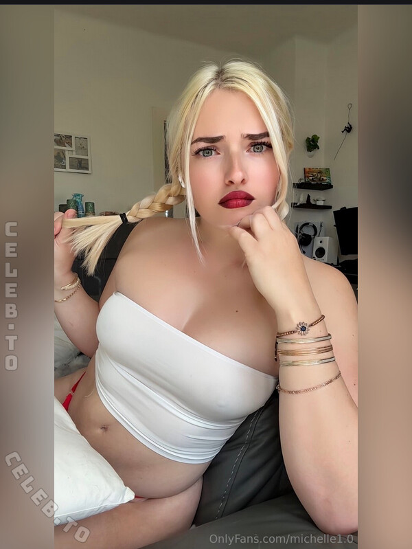 Michelle__ nude photo 1