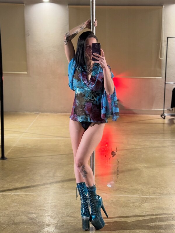 MichiNya nude photo 8