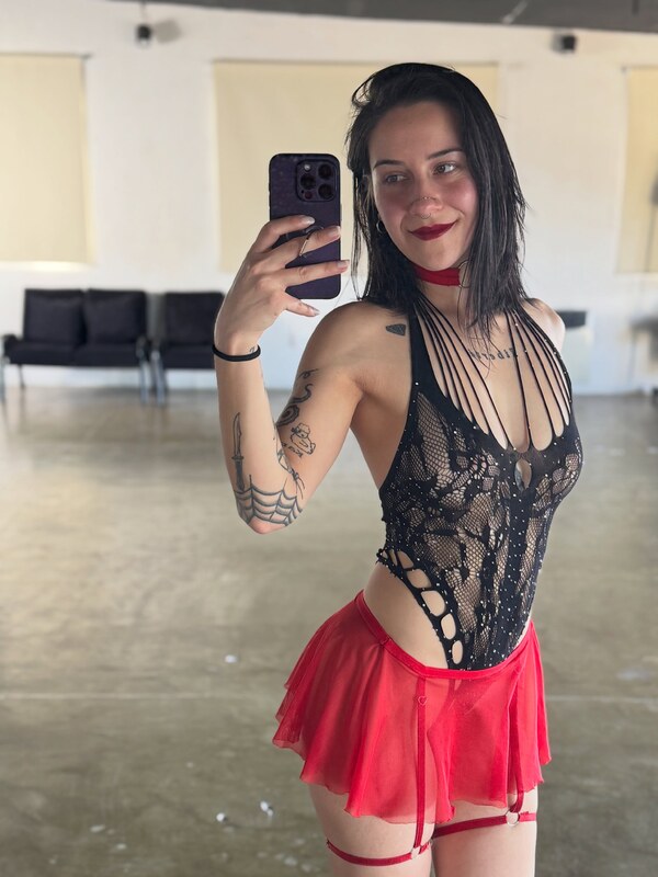 MichiNya nude photo 3
