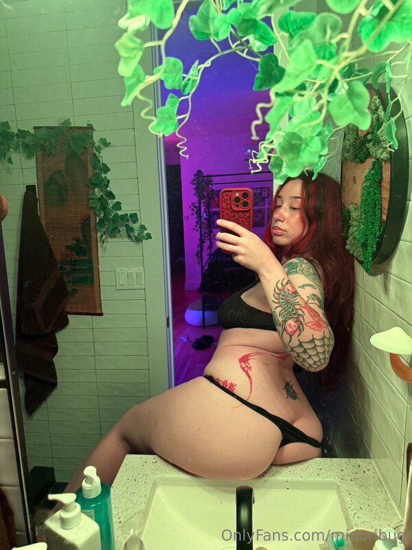 Midoribug nude photo 10