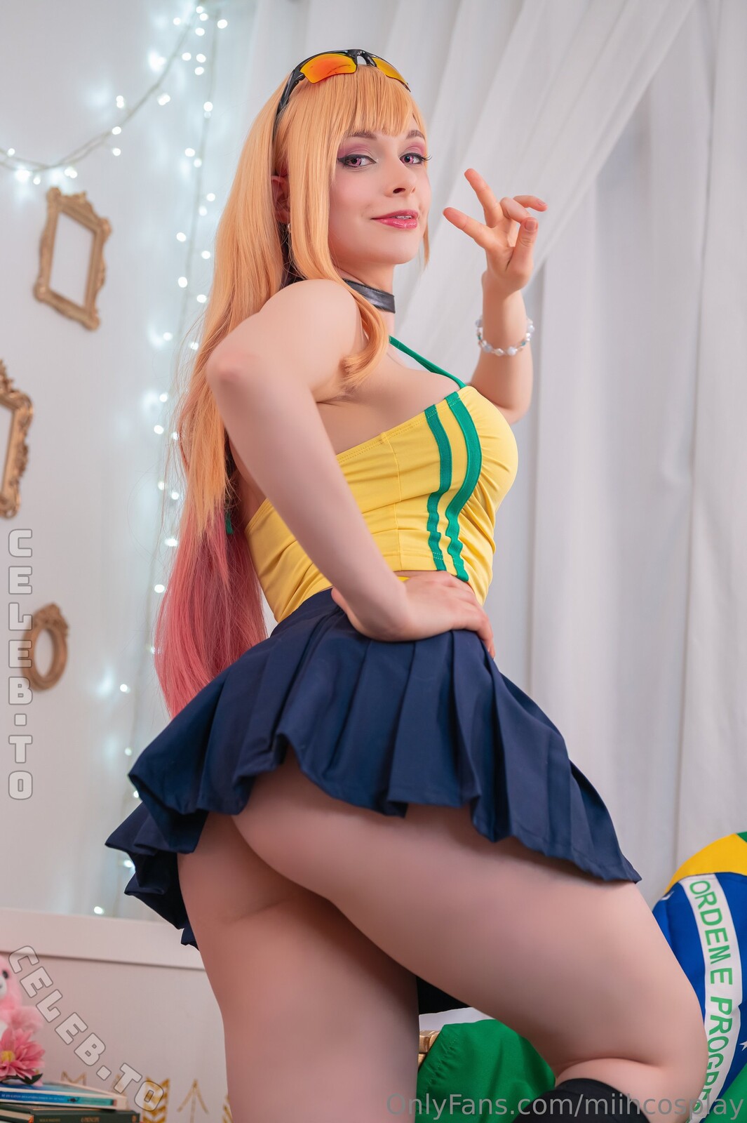 Miih Cosplay nude photo 15