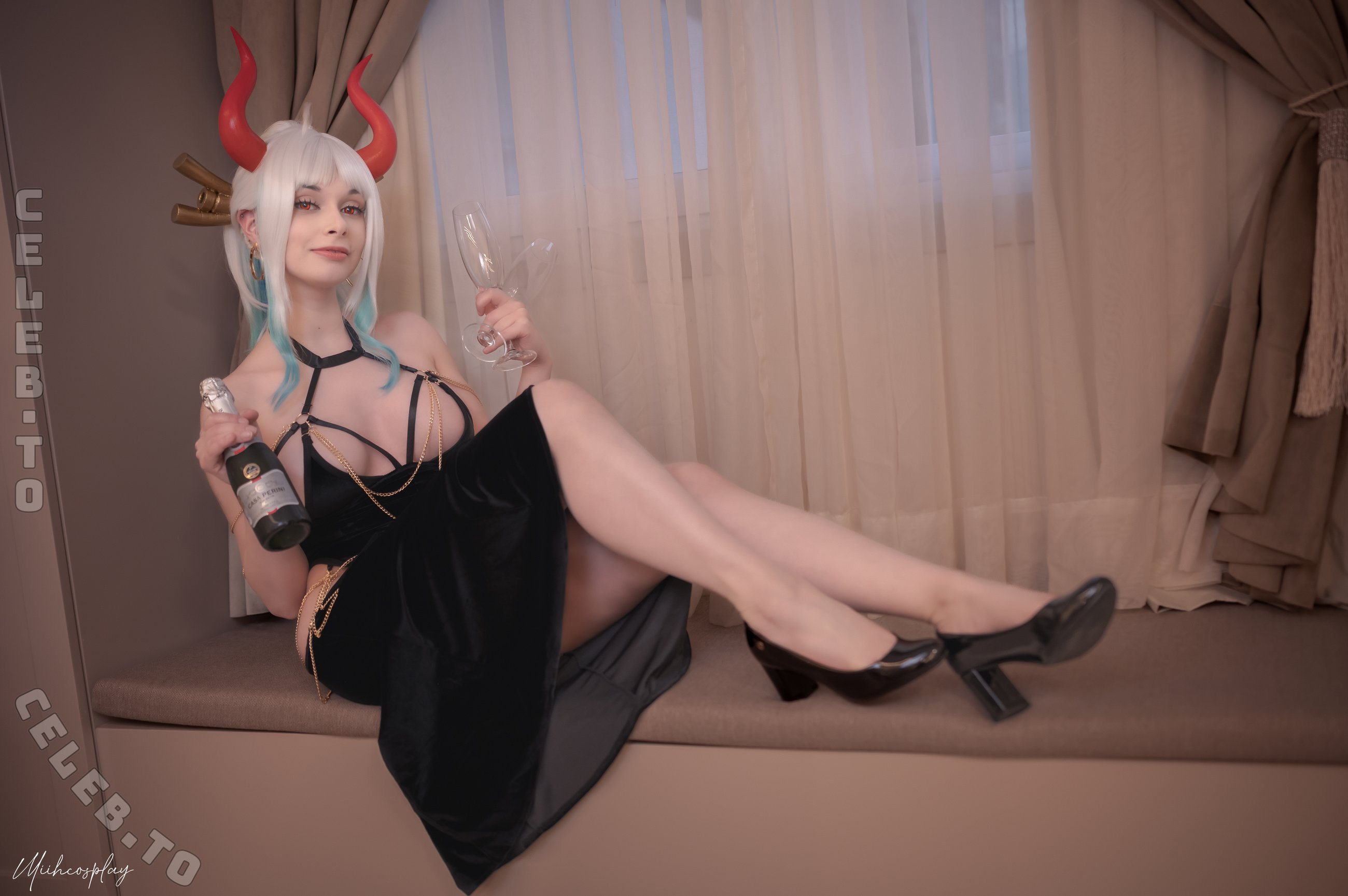 Miih Cosplay nude photo 9